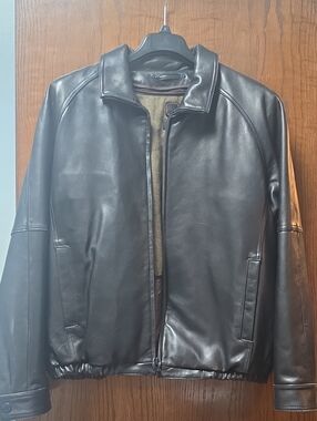3M Thinsulate Black Bomber Jacket with Zip Front